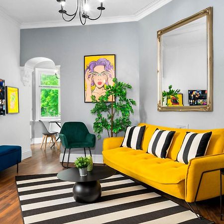 Luxury Apartment - Fast Wifi - Wolverhampton 9Apc エクステリア 写真
