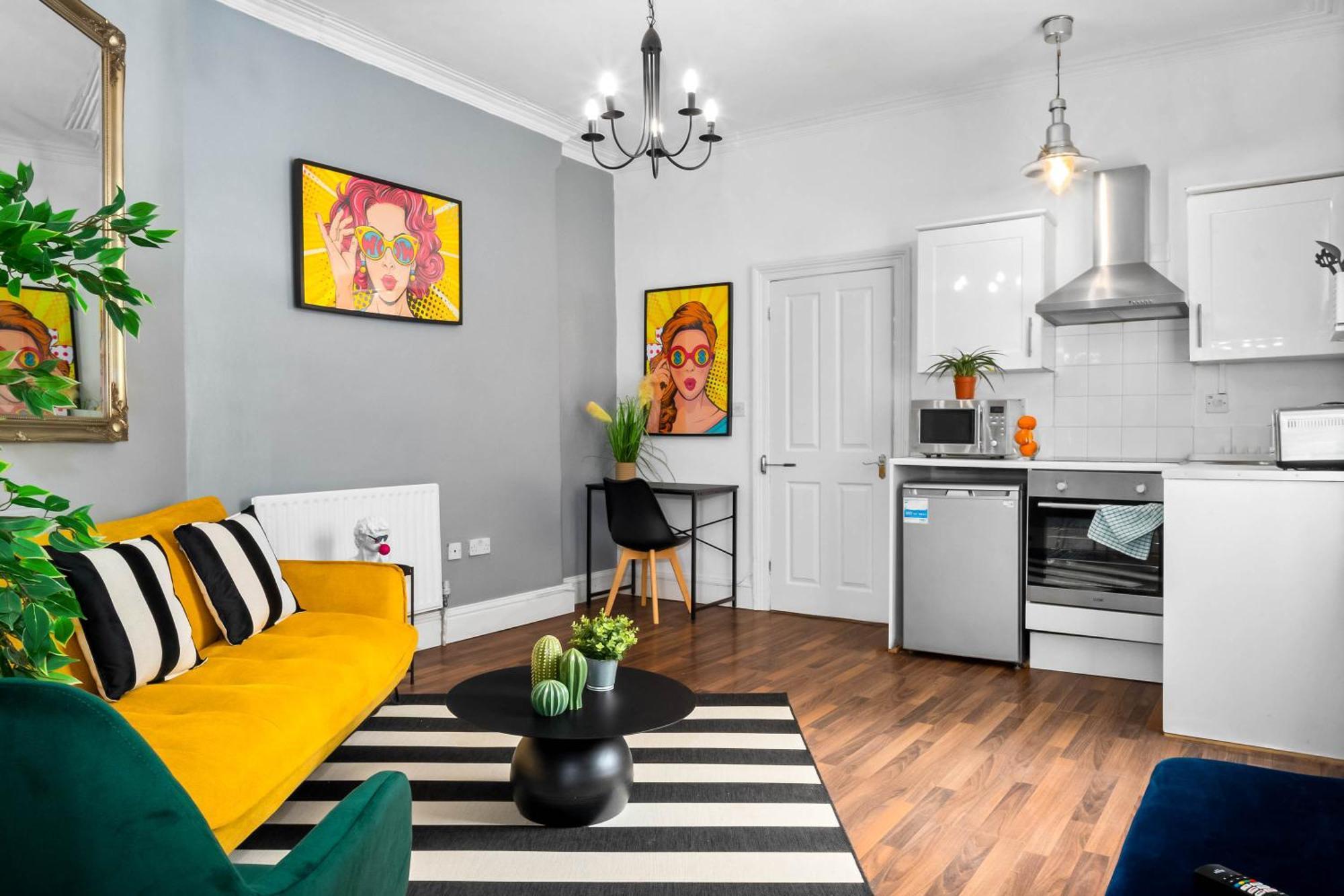 Luxury Apartment - Fast Wifi - Wolverhampton 9Apc エクステリア 写真